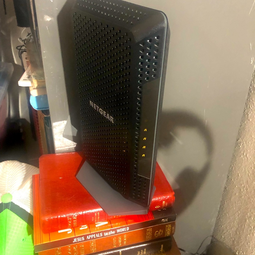 NETGEAR Nighthawk CM1200 DOCSIS 3.1 Multi-Gig Cable Modem, 4 Ethernet ports